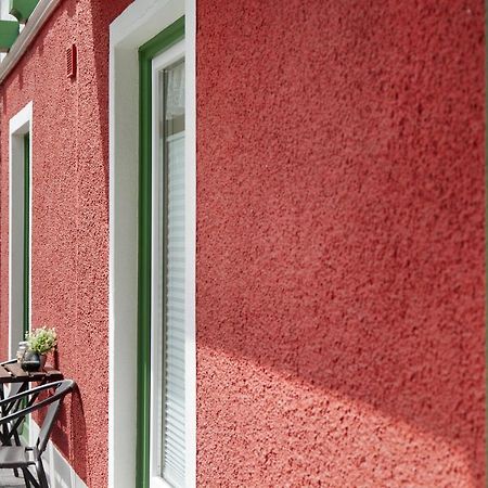 Aparthotel Flying Hirsch Stall Exterior foto