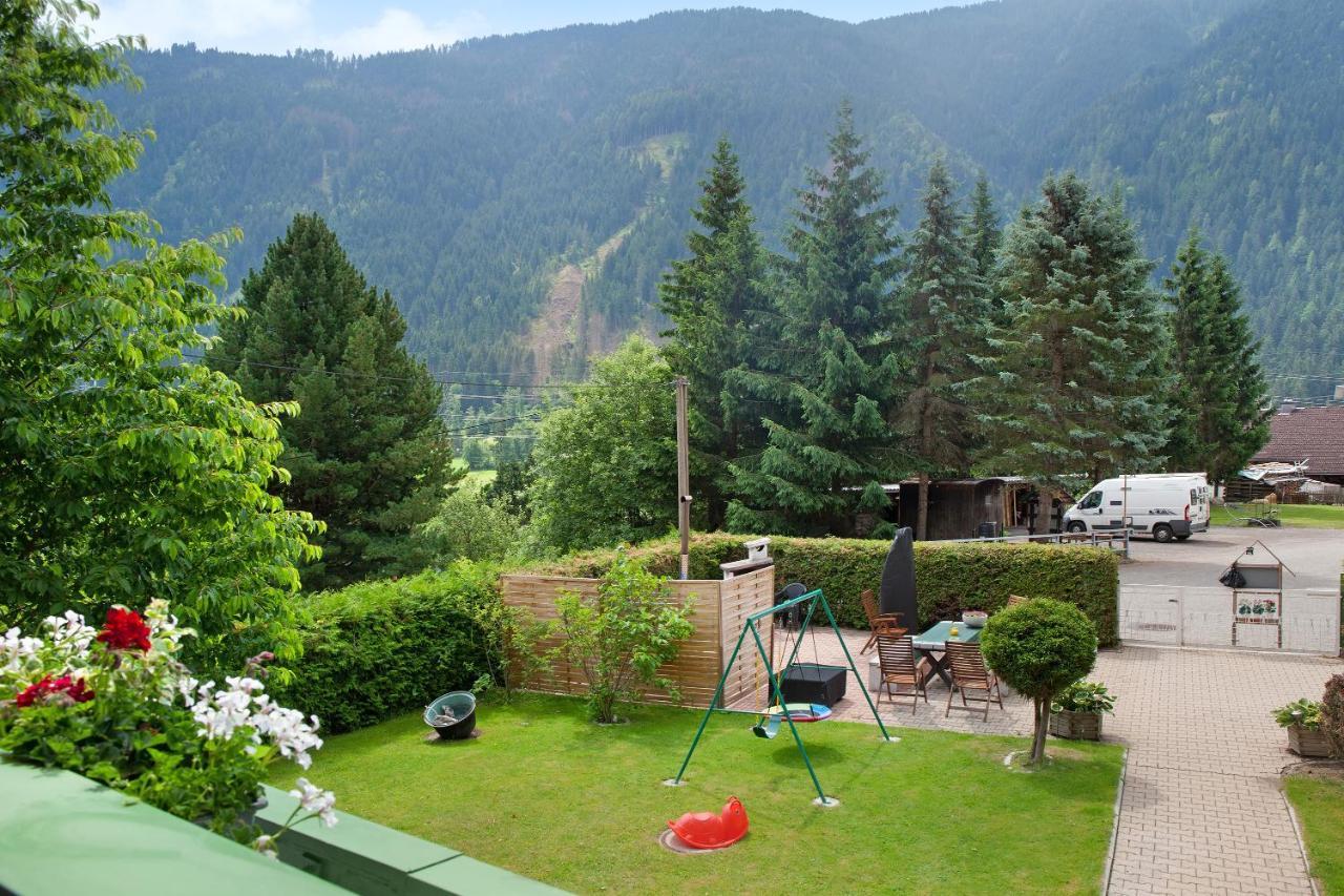 Aparthotel Flying Hirsch Stall Exterior foto